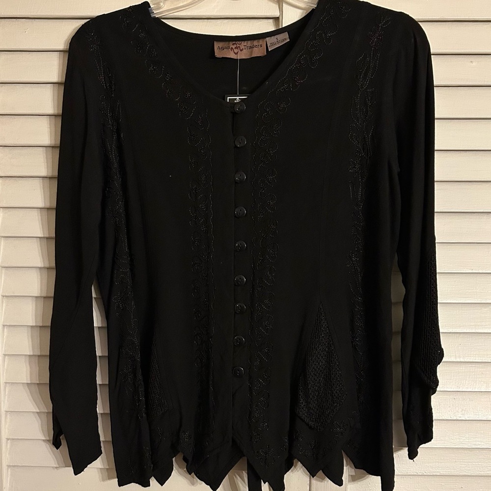 Agnes & Dora Black Button-Front Women's Top